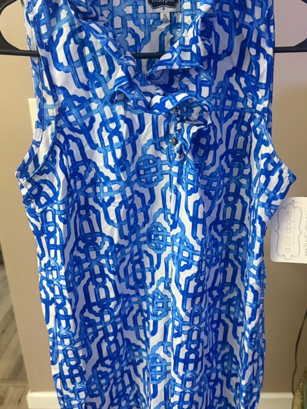 Mud Pie Blue and white Geometric Sleeveless blouse
